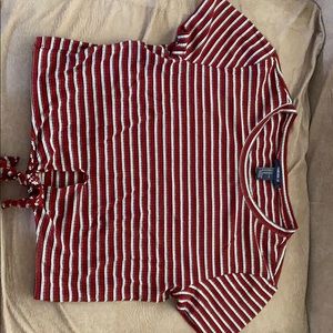 SOLD    Striped crop top with tie!